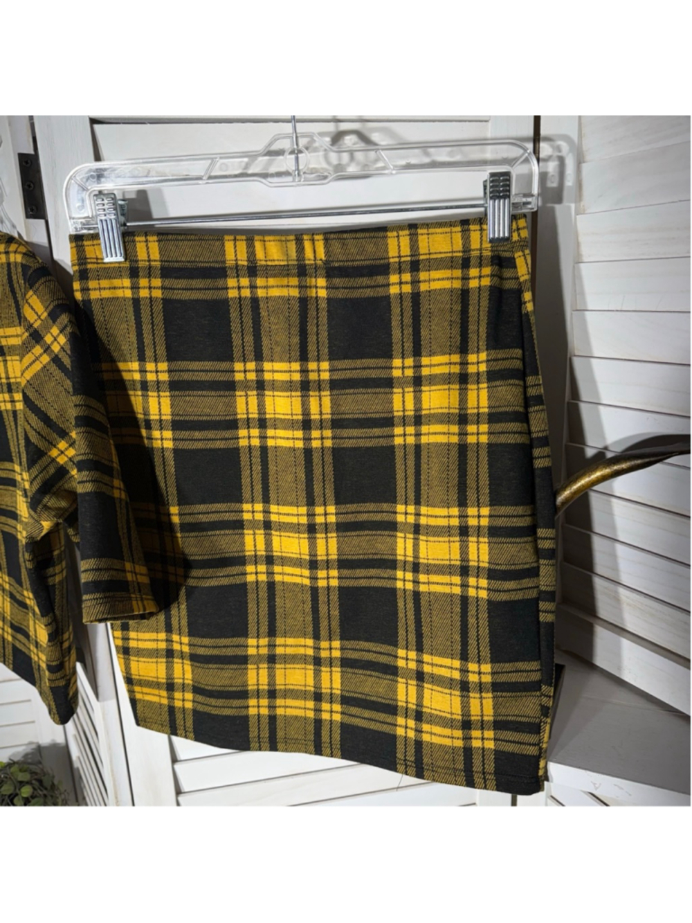 Vintage Y2K school girl style yellow black plaid mini skirt top set sz M - Picture 3 of 13